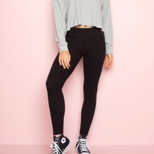 Brandy Melville Leggings!